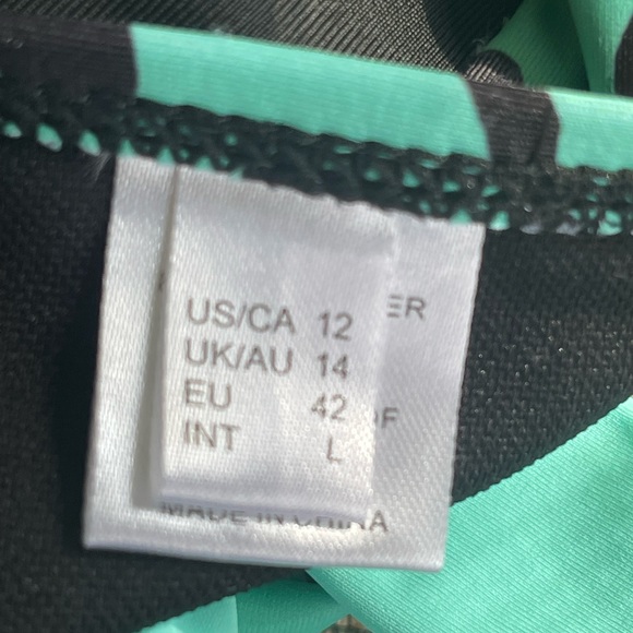 Black & Mint Two Piece Bikini Set - Picture 7 of 7